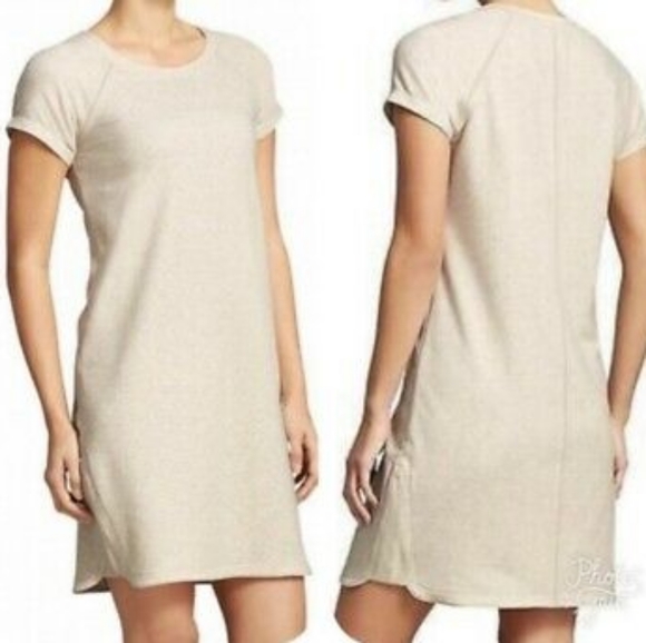 Athleta • Pacer Dress - Picture 2 of 11